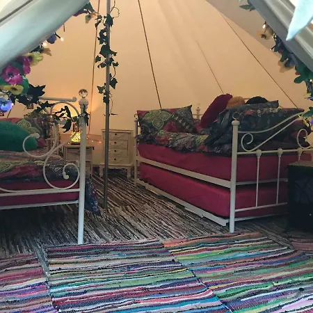 Hippy Hideaway *