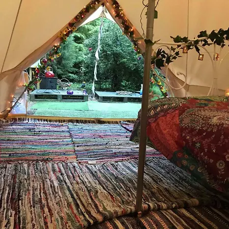 Hippy Hideaway