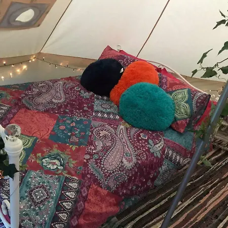 Hippy Hideaway *